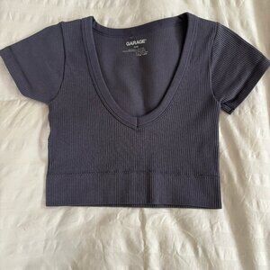NWOT Garage short sleeve Cropped top Sz XS 🟣🔵